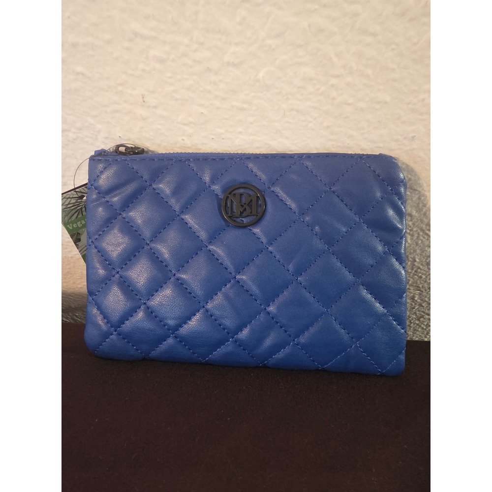 Badgley Mischka Blue Quilted Vegan Leather Card Holder Wallet Wristlet BMW-012